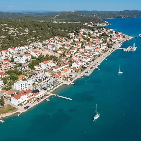 Stunning Home In Tisno Holiday home *