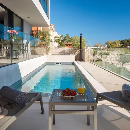Stunning Home In Tisno *